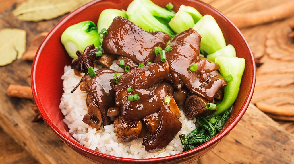 療愈心靈的，可能只是一份平凡的豬腳飯